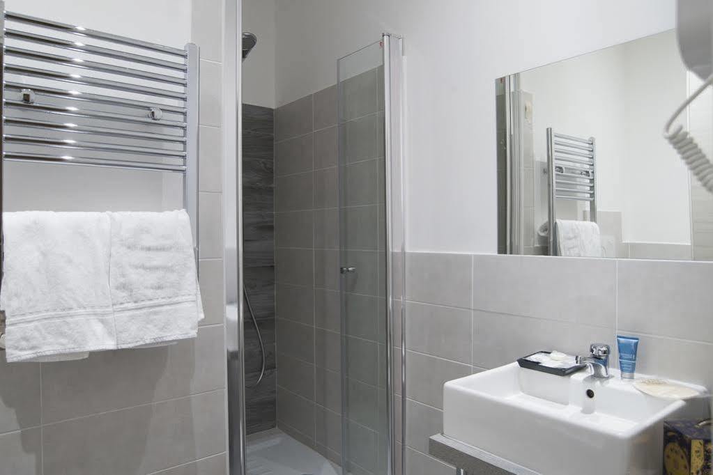 Hotel Town House 57 Roma Esterno foto